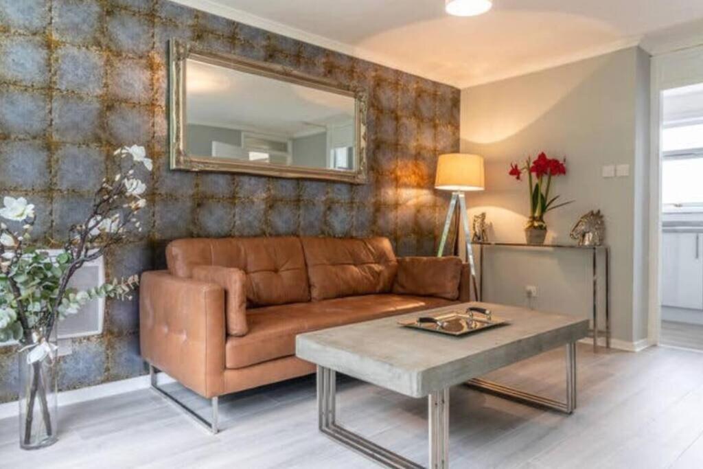Cosy 1 Bed With Parking In City Centre Apartment Glasgow Ngoại thất bức ảnh